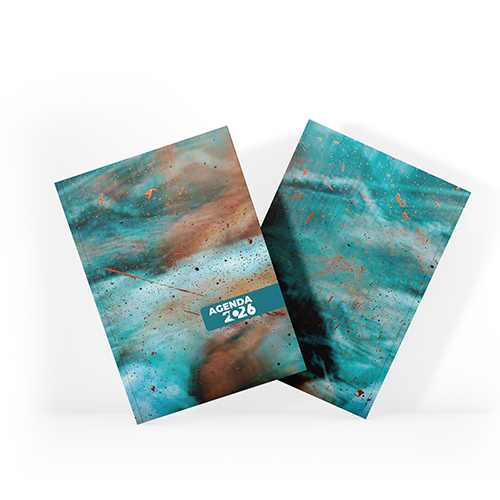 Agenda 2026 tamanho 15x21cm com capa dura em papel empastada com cartão e debrú laminação Prolan, lombada quadrada e miolo pronto